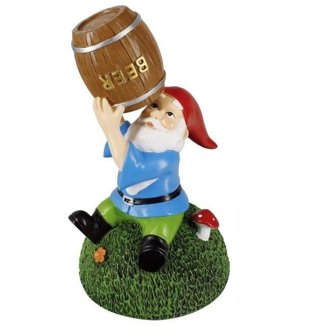 nain de jardin avec biere