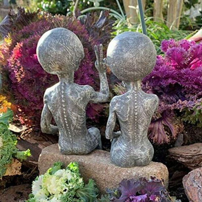 nains de jardin aliens